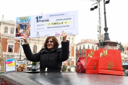 Compras de la premiada del Árbol de los Deseos.