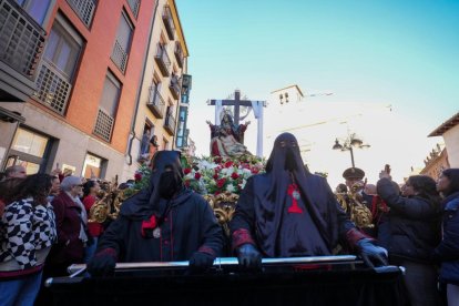 Procesión de Penitencia y Caridad en Jueves Santo