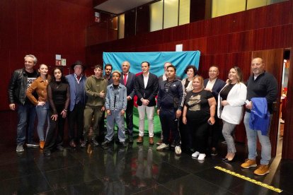 El Teatro Zorrilla acoge el Festival ‘Día del Pueblo Gitano’ de la mano de actuaciones musicales y la entrega de galardones.