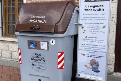 Nuevo contenedor para orgánico de apertura con tarjeta.