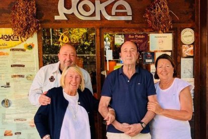 Foto de familia de la cafetería Moka