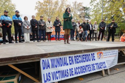 Homenaje a las víctimas de accidentes de tráfico en Valladolid.- J. M. LOSTAU