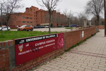 Campus universitario Río Esgueva. Facultad de Económicas y Empresariales en Barrio Belén. - J.M. LOSTAU