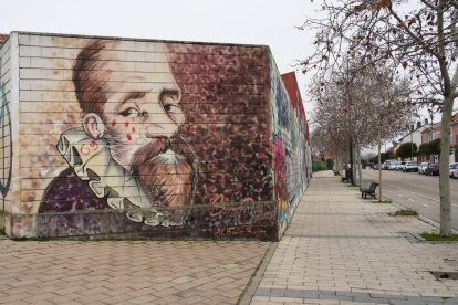 Graffiti en la calle Reyes Magos  en Barrio Belén. - J.M. LOSTAU
