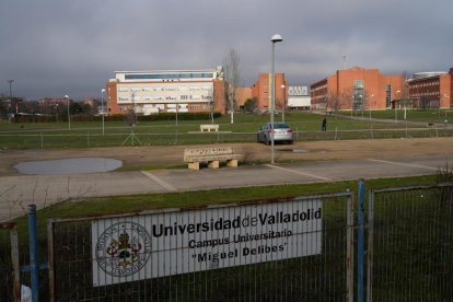 Campus universitario Miguel Delibes en Barrio Belén. - J.M. LOSTAU