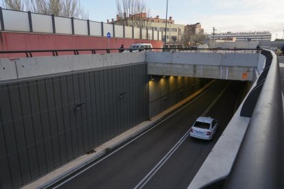 Túnel de Andrómeda  en Barrio Belén. - J.M. LOSTAU
