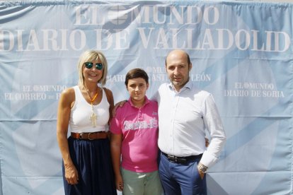 Ana Luquero (El Mundo), Gonzalo Rodríguez y Julián Rodríguez (RP Comunicación)