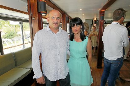 Francisco Javier Sáez (alcalde de Pozal de Gallinas) y Vanesa Villaescusa