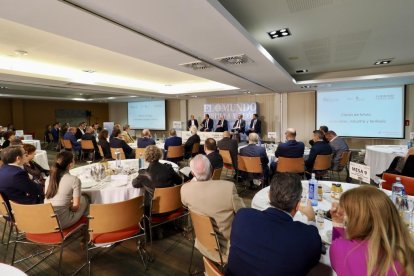 Club de Prensa El Mundo. Las claves de futuro: renovables, industria y territorio. -Photogenic