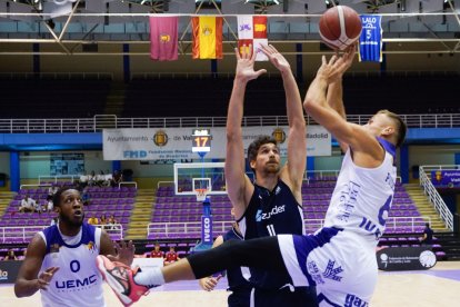 Copa Castilla y León. / Palencia-UEMC Real Valladolid. / LOSTAU