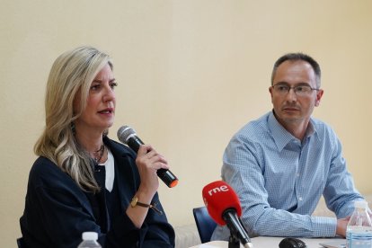 La candidata de VOX a la Alcaldía de Valladolid, Irene Carvajal, presenta el programa de esta formación política. -ICAL