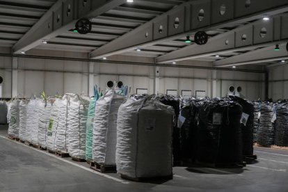 Nueva planta de Patatas Meléndez en Medina del Campo.- J.M.LOSTAU