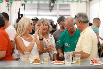 Últimos días de las casetas regionales.- J. M. LOSTAU