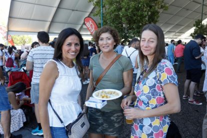 Últimos días de las casetas regionales.- J. M. LOSTAU