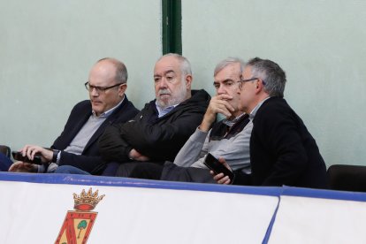 XXV Torneo Villa de Íscar: España-Castilla y León. / LOSTAU