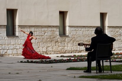 Actuación de la bailaora María Moreno.- ICAL