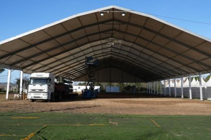 Carpa principal de Pingüinos, en la Antigua Hípica Militar. -J.M. LOSTAU