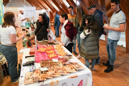 Feria 'Dulcería' en el Espacio La Granja de Villa del Prado.- J.M. LOSTAU