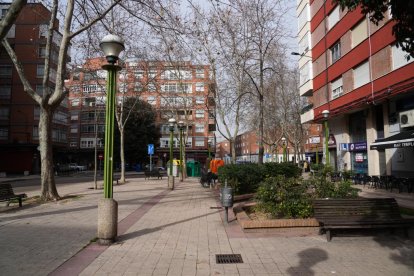 Barrio del Hospital. Plaza del Doctor Jiménez Díaz. - JUAN MIGUEL LOSTAU