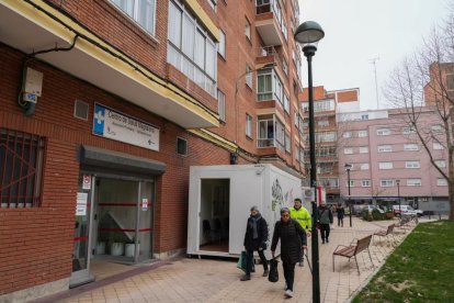 Barrio del Hospital. Centro de Salud Magdalena en la calle Nuestra Señora. - JUAN MIGUEL LOSTAU