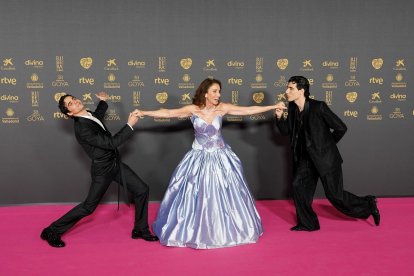 Ana Belén y 'Los Javis', presentadores de la 38 gala de los Goya en Valladolid. -ICAL