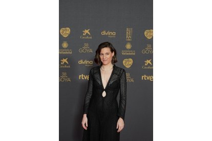 Carla Simón en la alfombra roja de la 38 edición de los Premios Goya en Valladolid. -ICAL