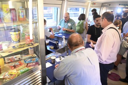 Primer viaje comercial AVE Burgos-Madrid. - ICAL