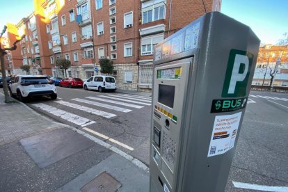 Ampliación de la ORA en Cuatro de Marzo y Las Farolas.- J. M. LOSTAU