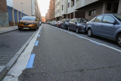 Ampliación de la ORA en Cuatro de Marzo y Las Farolas.- J. M. LOSTAU