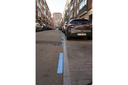 Ampliación de la ORA en Cuatro de Marzo y Las Farolas.- J. M. LOSTAU