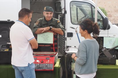 Exhibición de la Guardia Civil en Mojados.- PHOTOGENIC