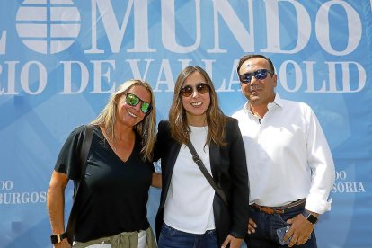 Rosi Morchón, Laura Morchón e Ignacio Morchón (Grupo El Salvador).