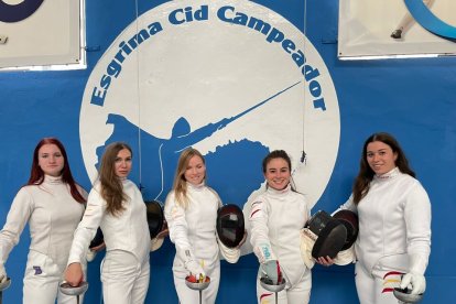 Tiradoras del Esgrima Cid Campeador. / E. M.