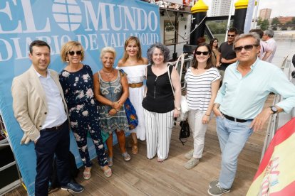 Sergio García, Mercedes Colón, Isabel Gutiérrez, Raquel Blanco, Rosa Blanco, Verónica González y José Luis Almudí (Junta Directiva de Colegio de Médicos).