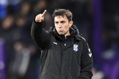 Garitano en la banda de Zorrilla. / LALIGA