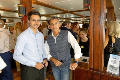 Alberto Barbeno y Pedro Aranzari (Departamento Jurídico).