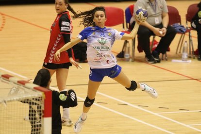 Zuazo - Caja Rural Aula. / LOF
