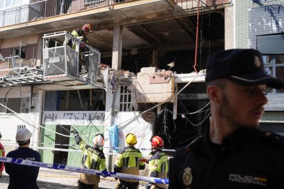 Explosión calle Goya de Valladolid .-J.M. LOSTAU