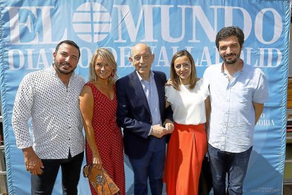 Luis Enrique Valdez, Pilar Alonso, Antonio Piedra, Marta Valsero, Carlos Martín.