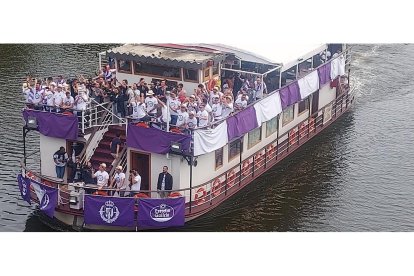 Leyenda del Pisuerga de blanquivioleta.