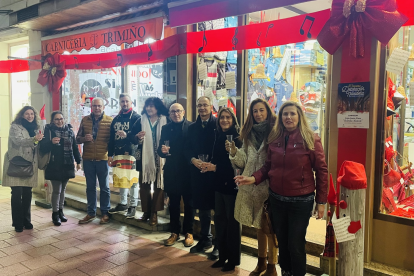 Ganadores del II Concurso de Decoración Navideña en Zonas Comerciales - E.M.