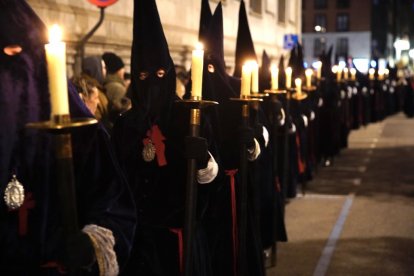 Procesión de El Encuentro de la Virgen de las Angustias y el Cristo Camino del Calvario.-J. M. LOSTAU