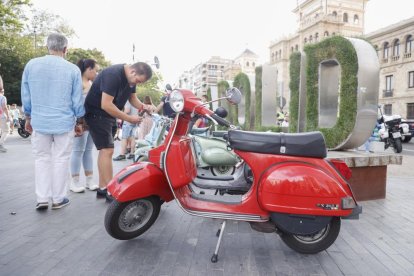 IX Encuentro de Motocicletas
y Ciclomotores Clásicos en las Fiestas de Valladolid. -PHOTOGENIC