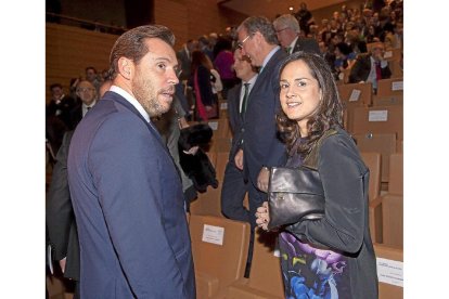 Puente, alcalde de Valladolid y Adriana Ulibarri, consejera delegada de Edigrup.