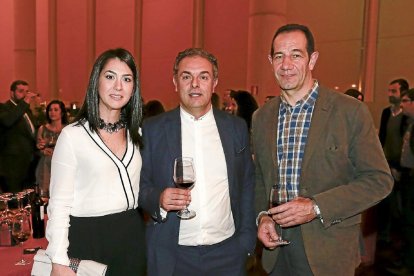 Merian Rivero, José Luis Nieto y Manuel de Prado.