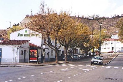 Una de las calles del barrio tras la remodelación en el año 2000. ARCHIVO MUNICIPAL
