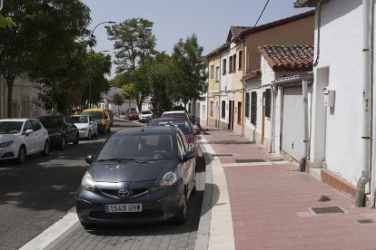 Calle del Hogar. J. M. LOSTAU
