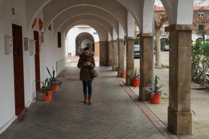 Plaza Porticada en el barrio de Girón de Valladolid - J.M. LOSTAU