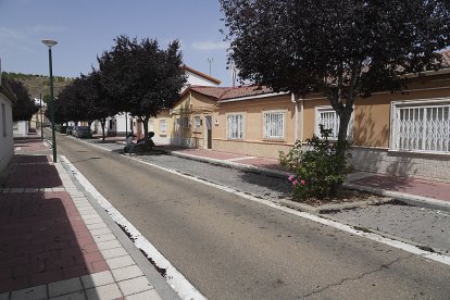 Calle del Meridiano. J. M. LOSTAU
