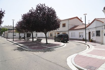 Calle del Meridiano. J. M. LOSTAU